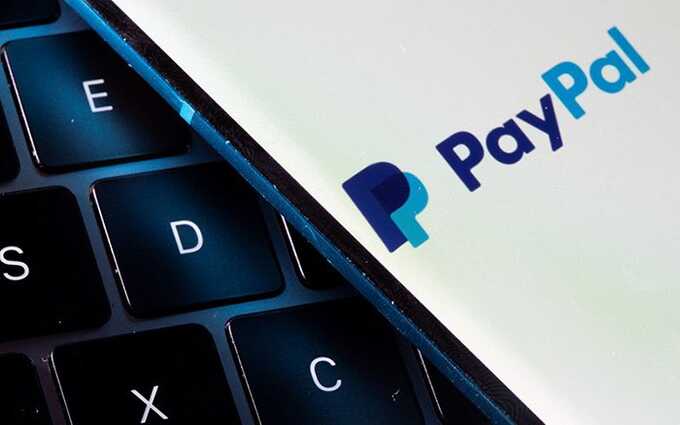 PayPal приостанавливает работу в России