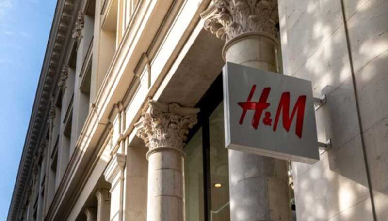 H&M полностью прекратила свои операции в России