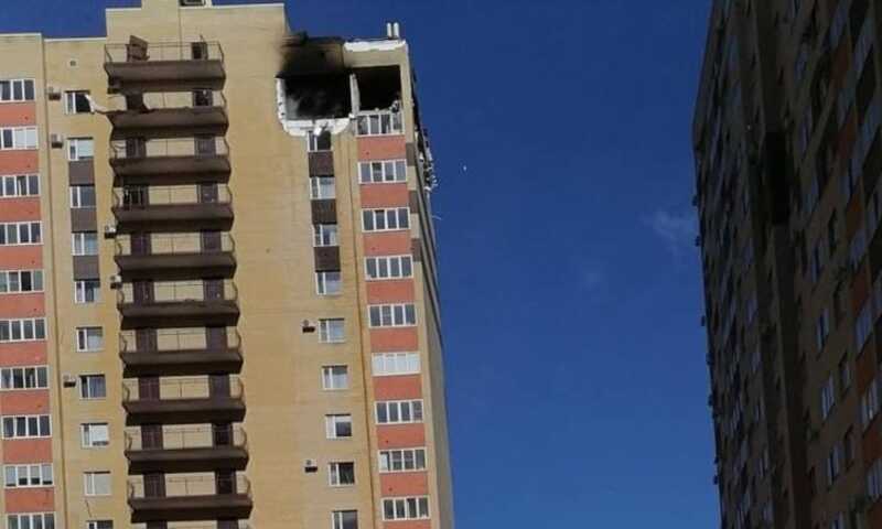 Женщину госпитализировали после мощного взрыва в доме в Ставрополе