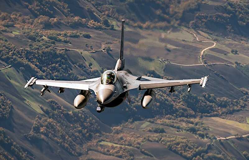 Нидерланды отправили заключительную партию истребителей F-16 для Украины
