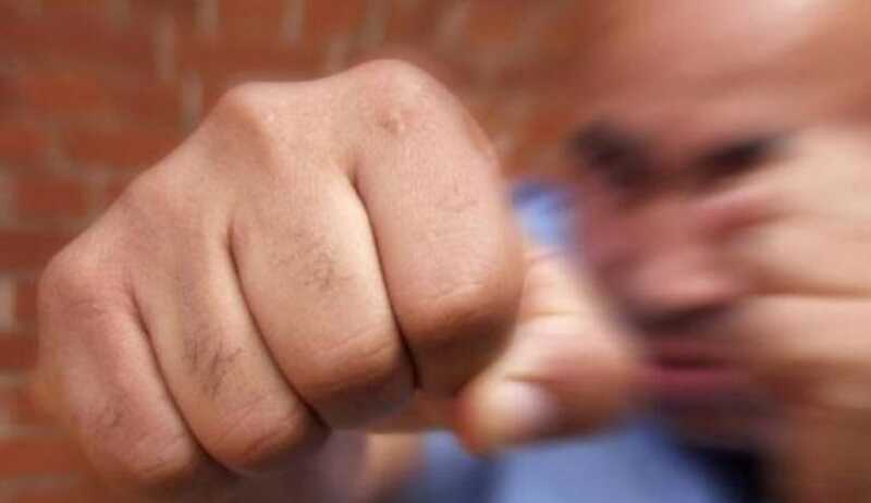 В Волгоградской области подростки избили пенсионера из-за его замечания