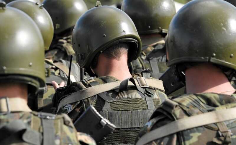 Контрактник без пальцев исчез после того, как опубликовал жалобу, и по просьбе командира записал видео
