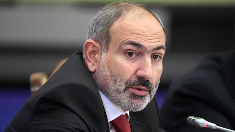 Пашинян обвинил церковь в заговоре и прокомментировал слухи о своем обрезании